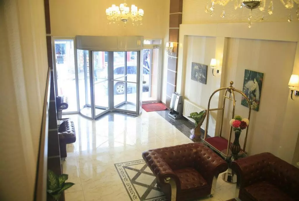 hotel royal berk van_shabavizparvaz_10.jpg